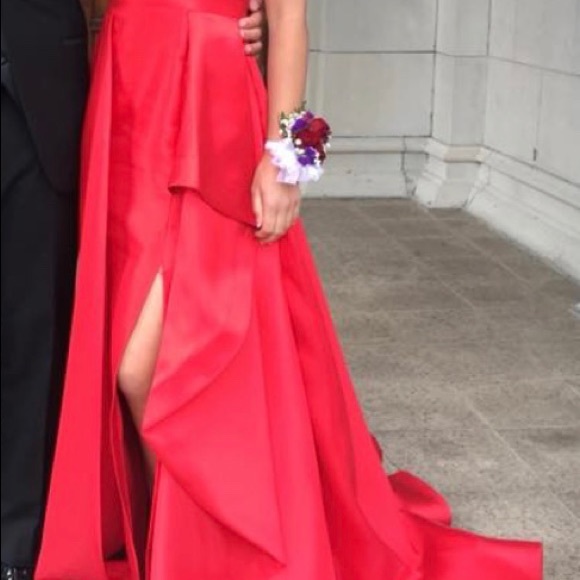 Prom Dress - Picture 3 of 4